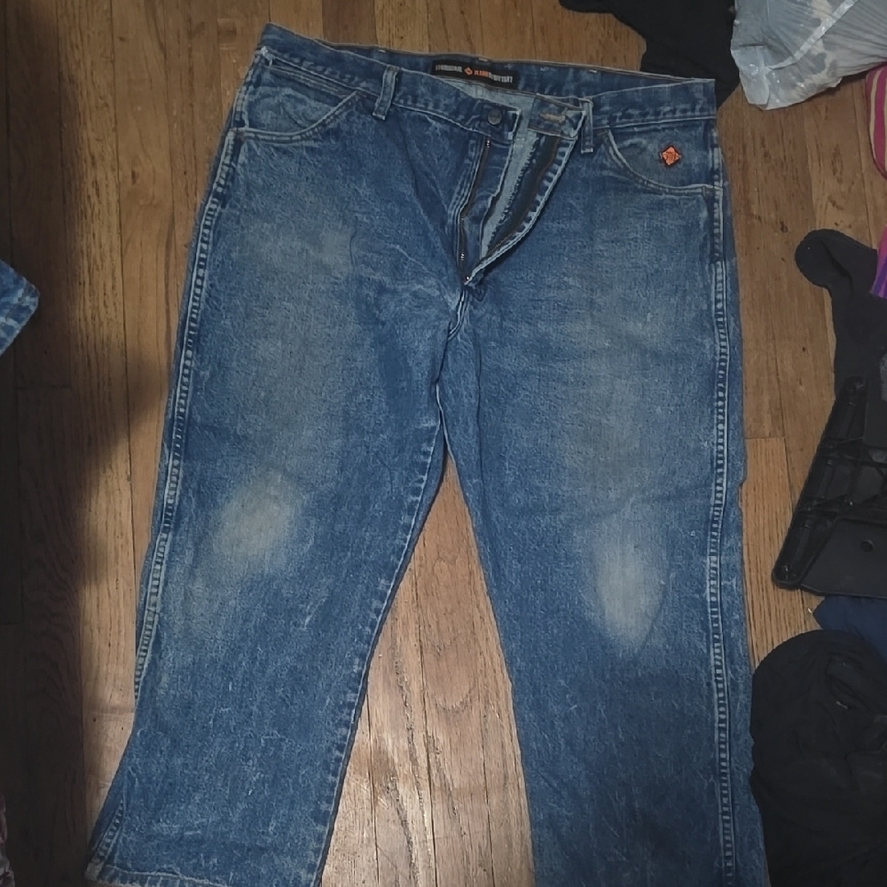 - Wrangler FR Jeans